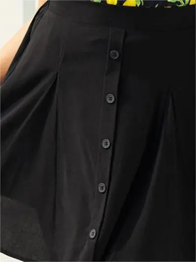 Black Casual A-Line Button Skirts