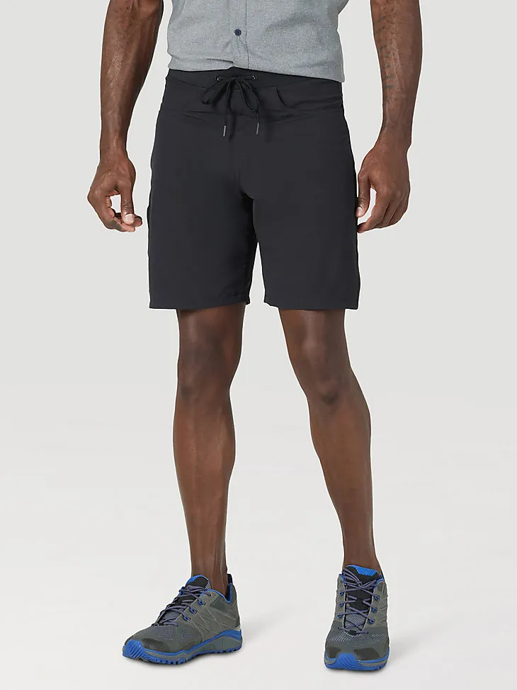 ATG BY WRANGLER™ MEN'S PERFORMANCE COMFORT SHORT IN DARK SHADOW