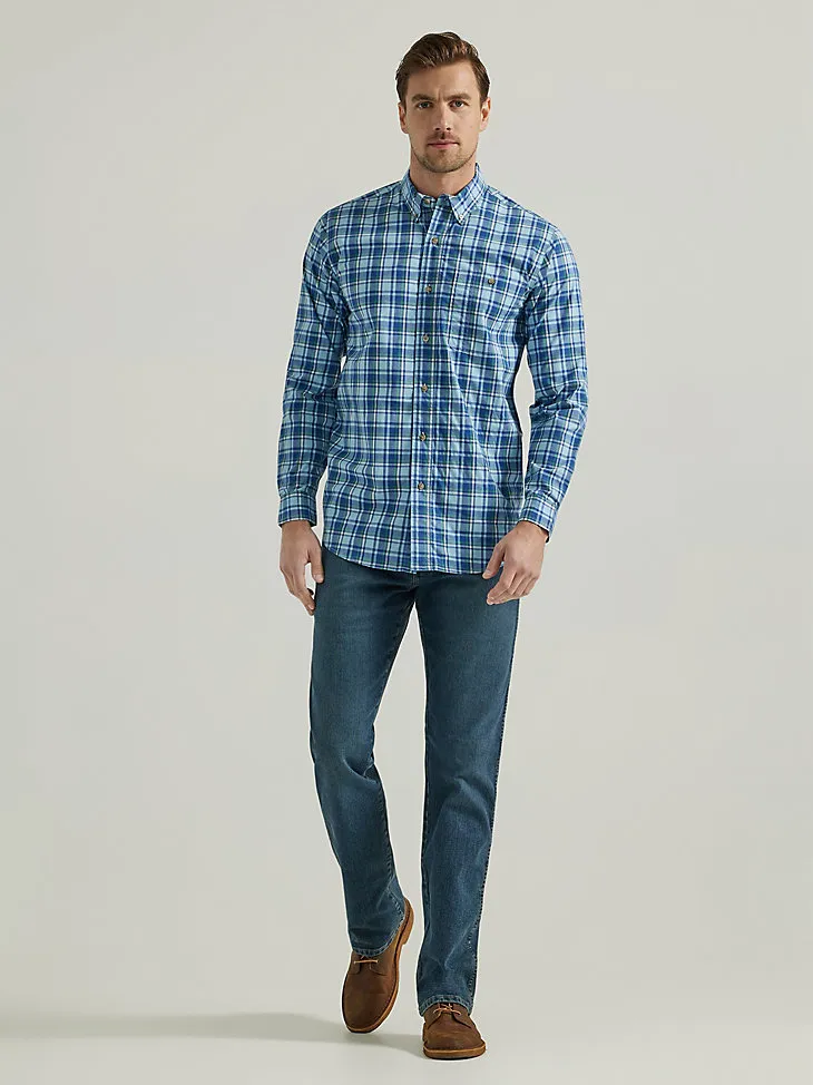 WRANGLER RUGGED WEAR® LONG SLEEVE WRINKLE RESIST PLAID BUTTON-DOWN SHIRT IN TEAL NAVY