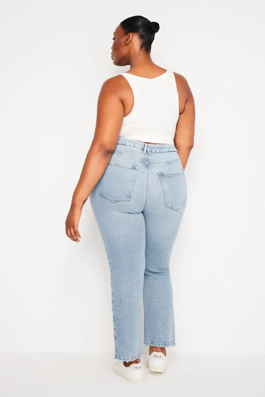 SOFT-TECH GOOD LEGS STRAIGHT JEANS