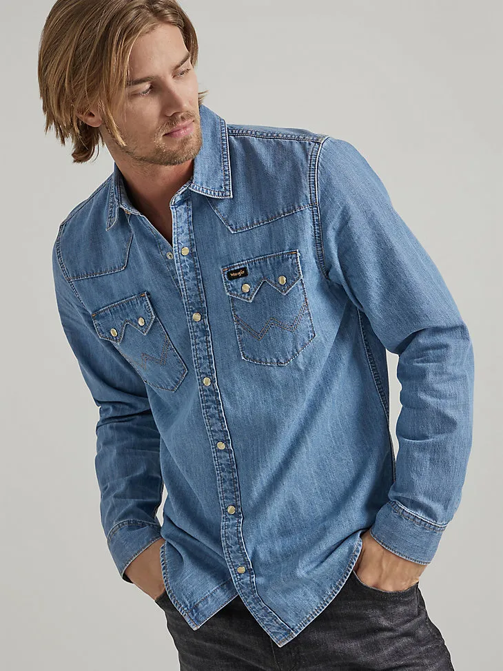 MEN'S DENIM WESTERN SNAP SHIRT IN LIGHT WASH