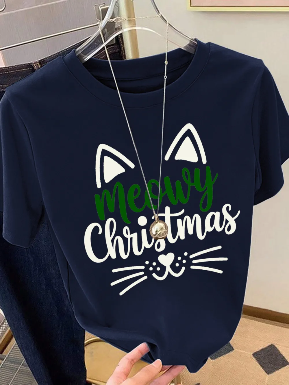 Kitty Santa Lady T-shirt