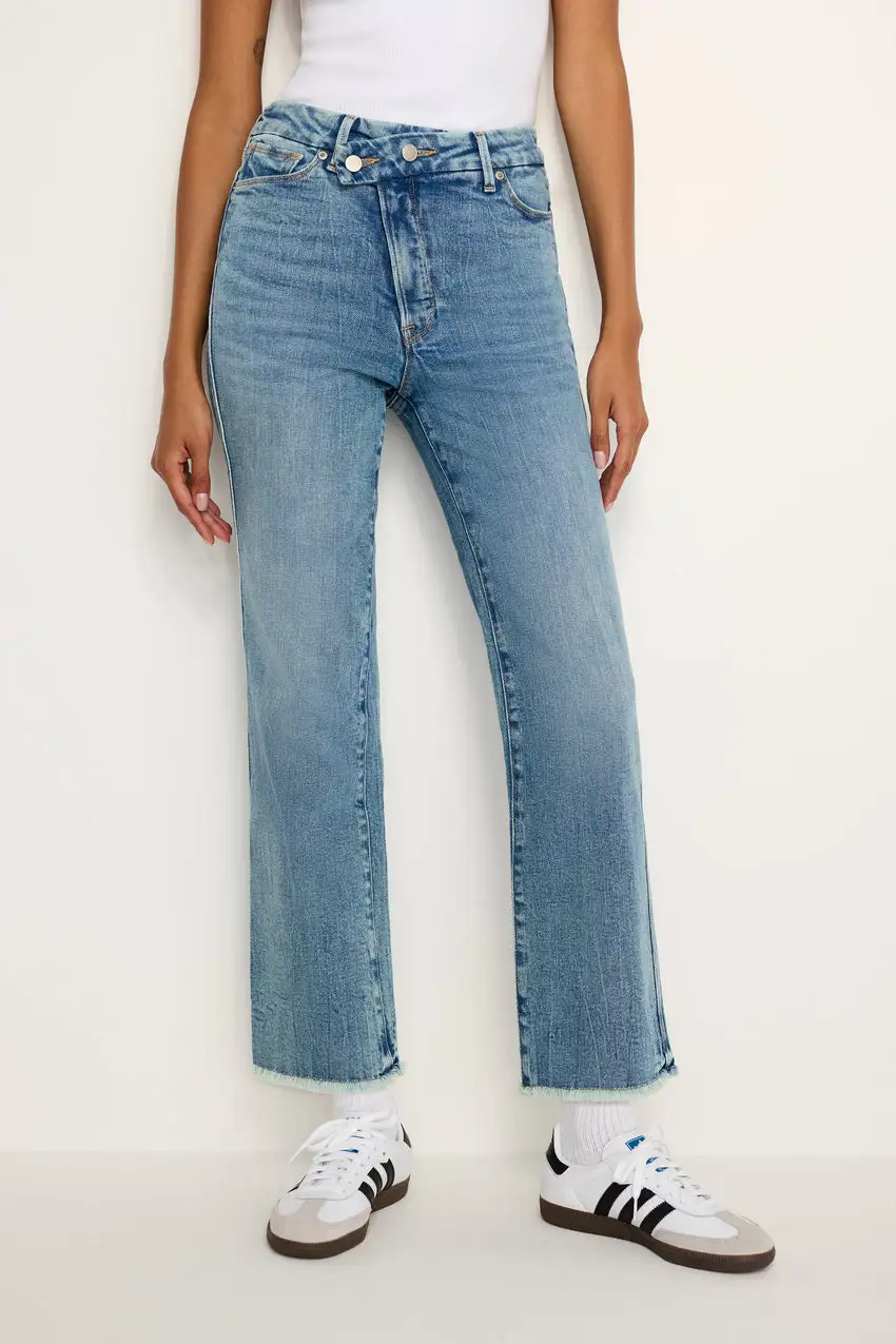 GOOD CURVE STRAIGHT JEANS