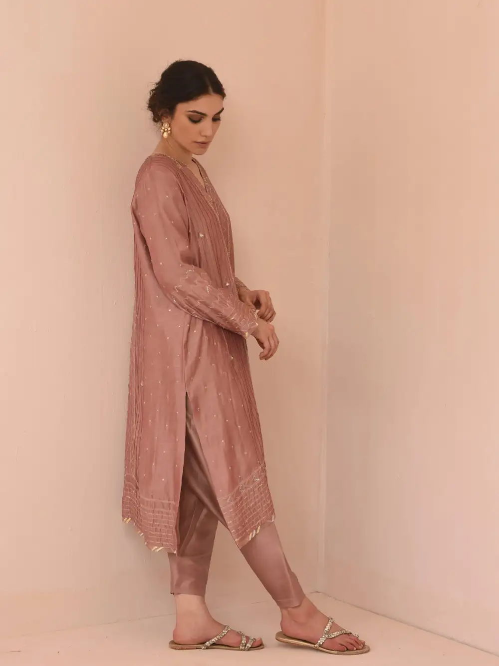 ALISHA KURTA W/ SKINNY SHALWAR