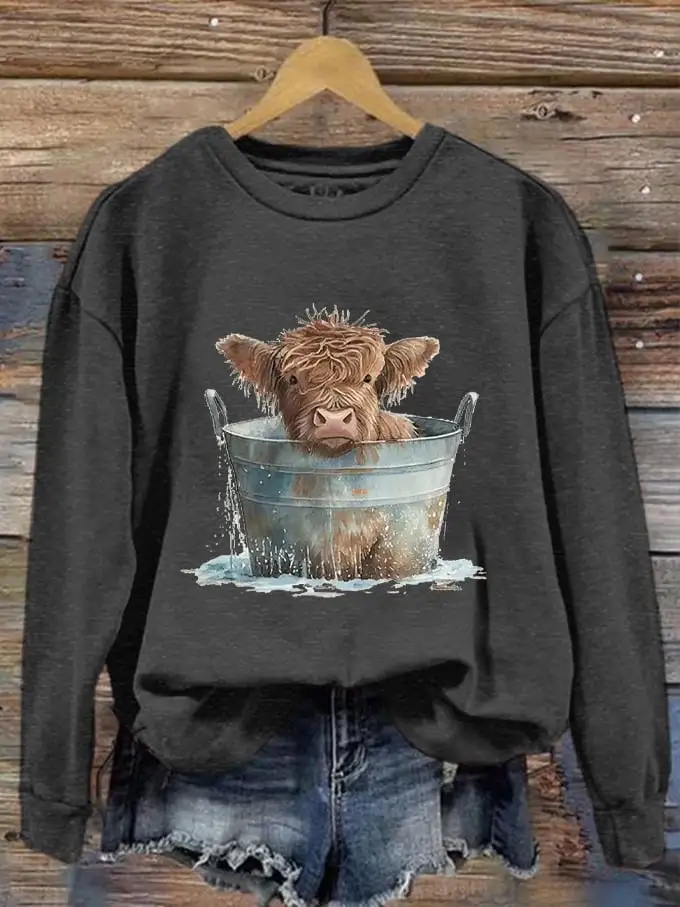 🔥Buy 3 Get 10% Off🔥🔥Buy 3 Get 10% Off🔥Women's Western Funny Highland Cow Bath Print Sweatshirt