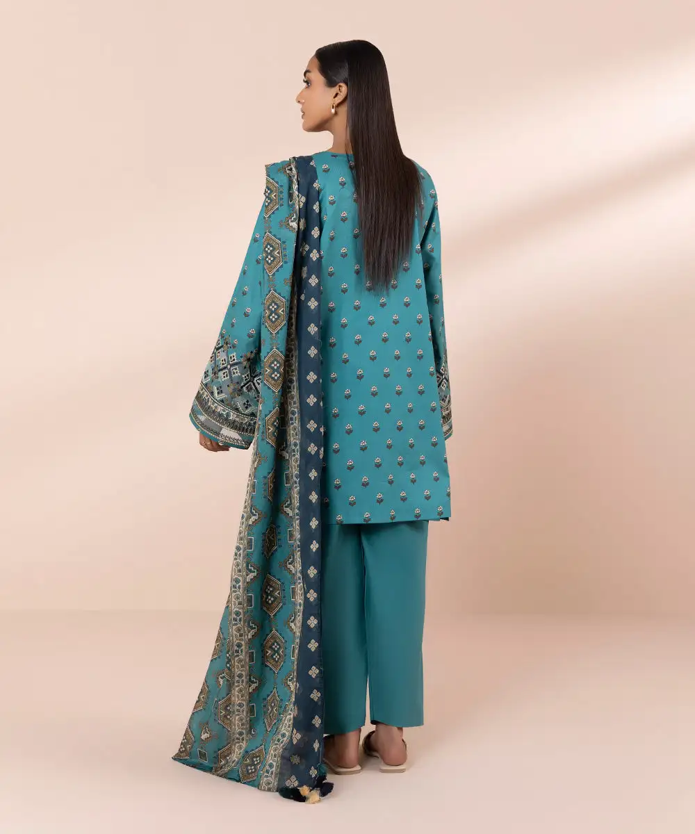 3 Piece - Embroidered Lawn Suit