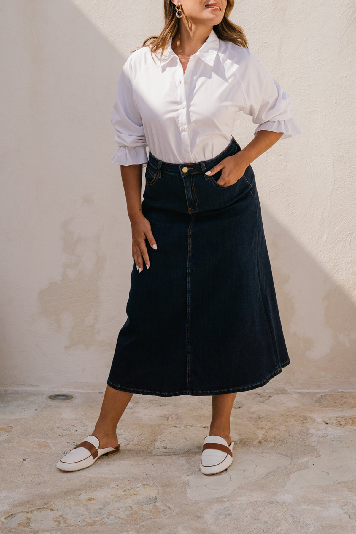 Ebony Frill Cuff Top In White