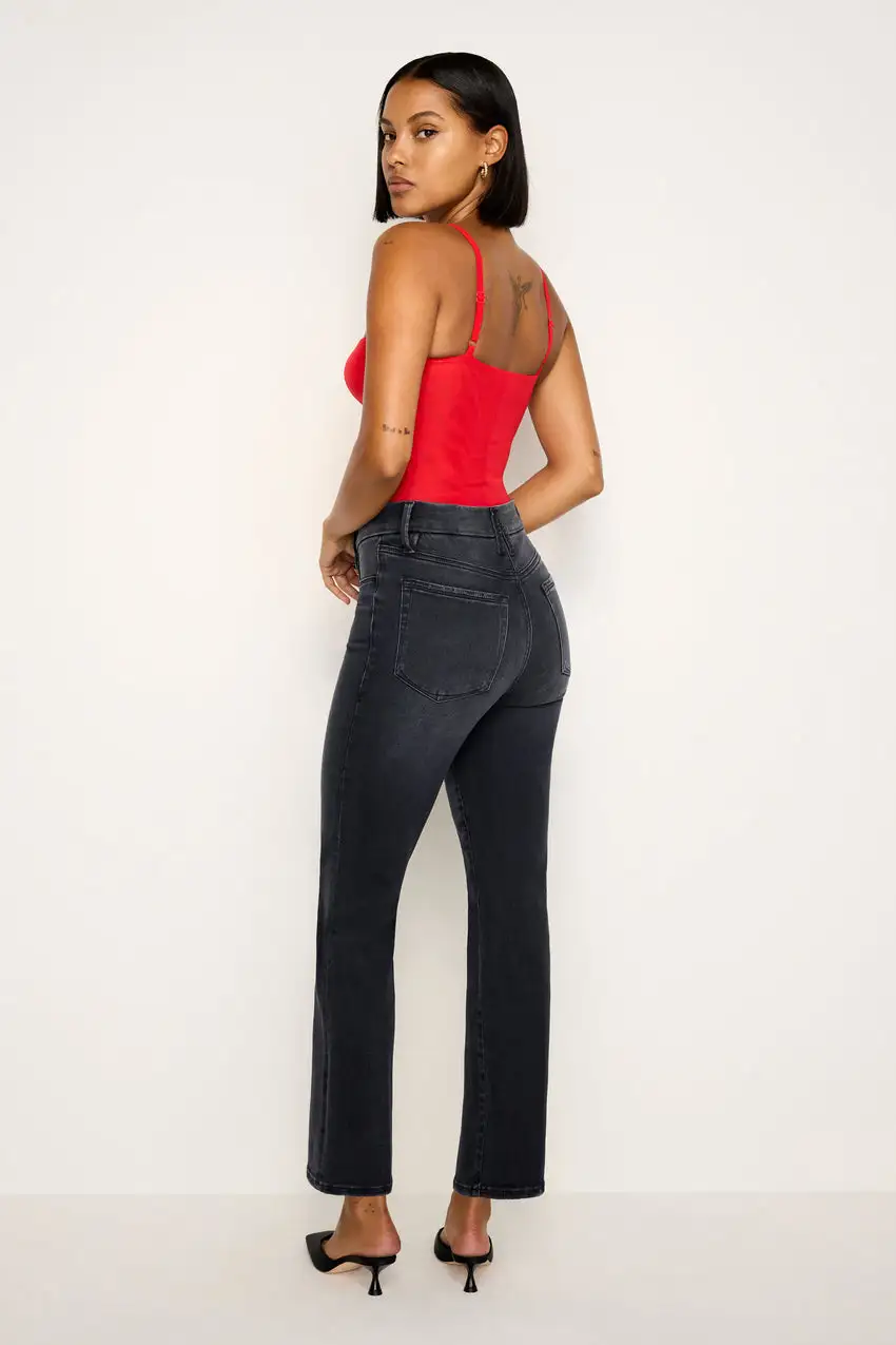 POWER STRETCH PULL-ON STRAIGHT JEANS