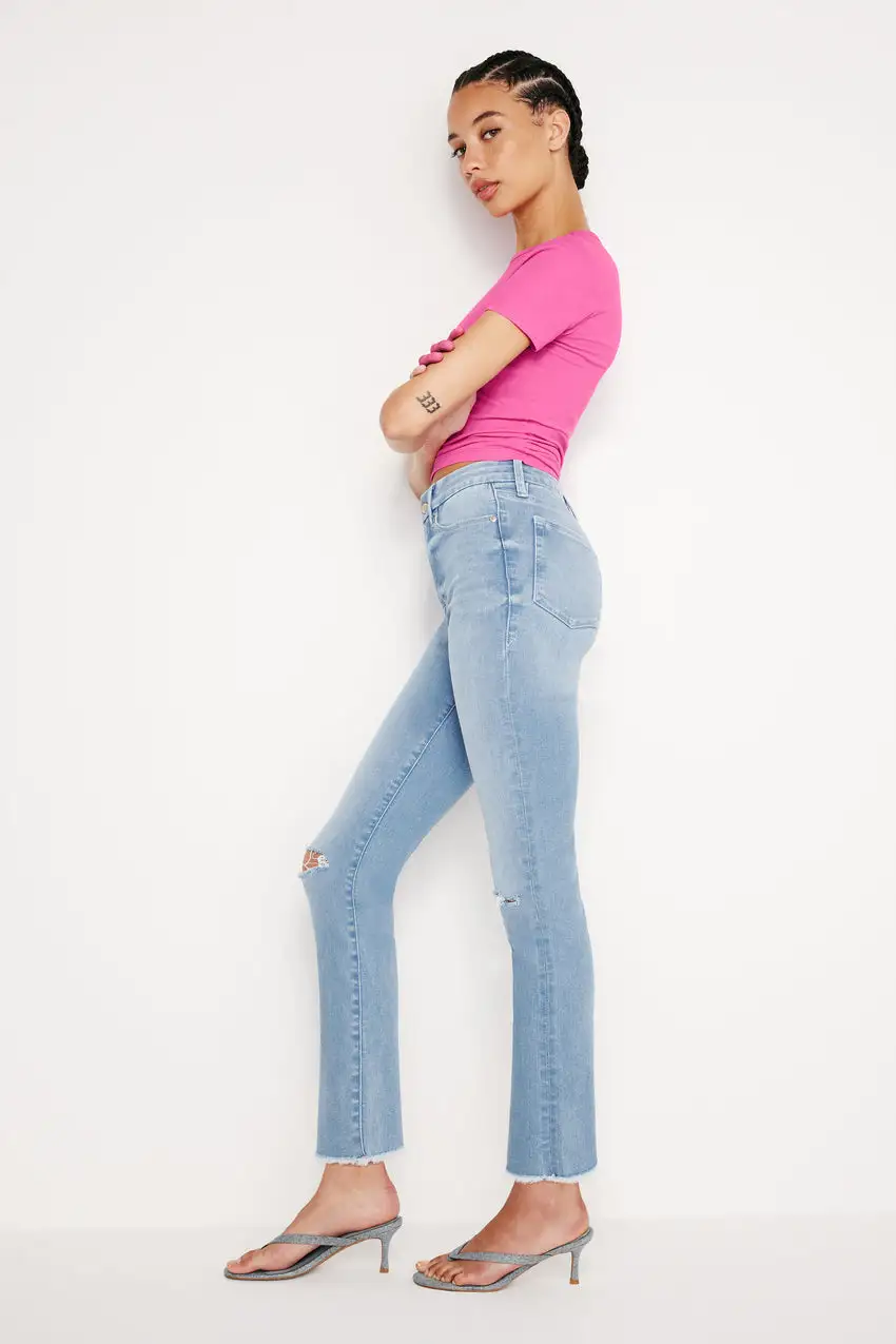 ALWAYS FITS GOOD CLASSIC SLIM STRAIGHT JEANS