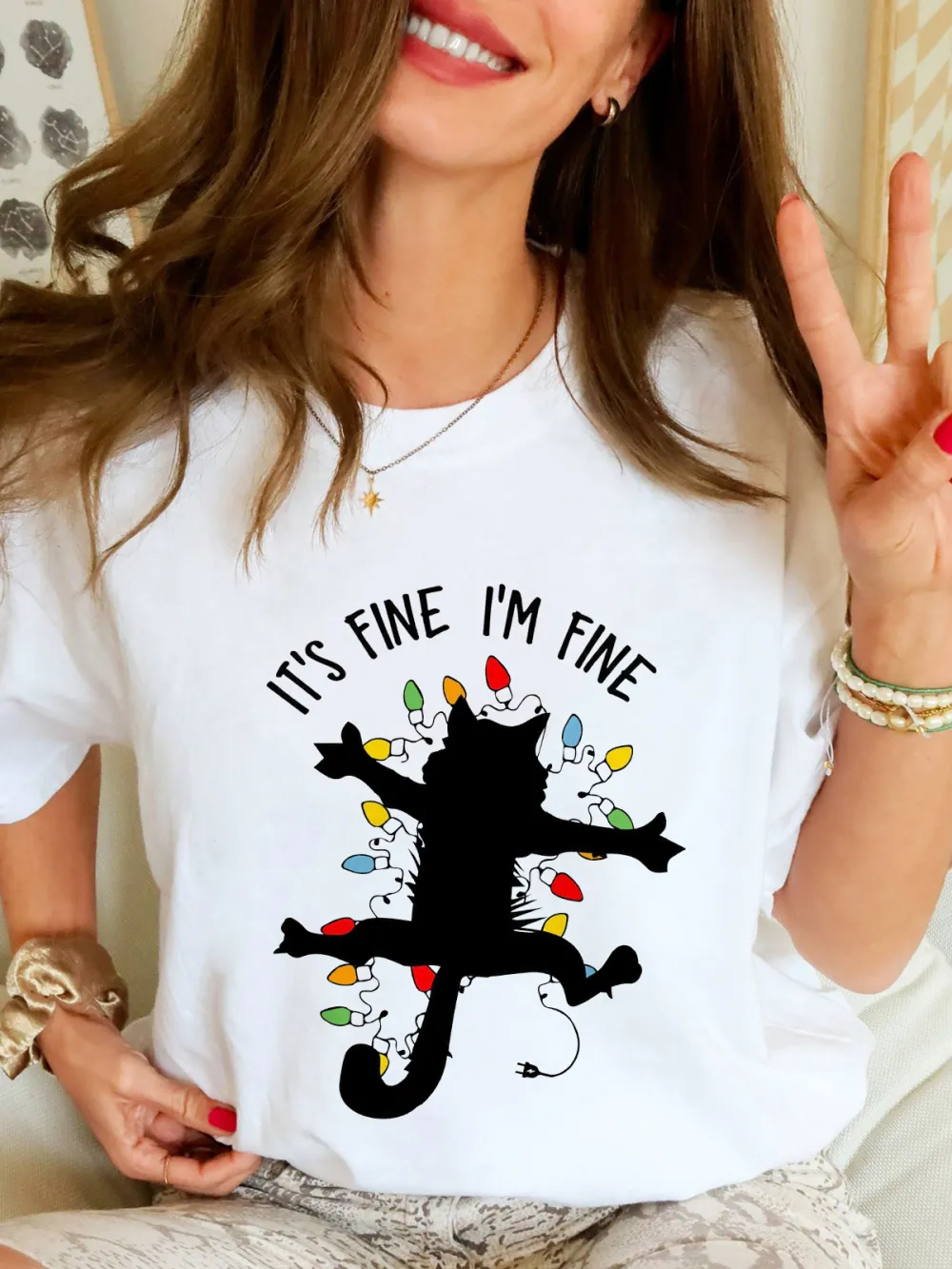 Kitty Santa Lady T-shirt