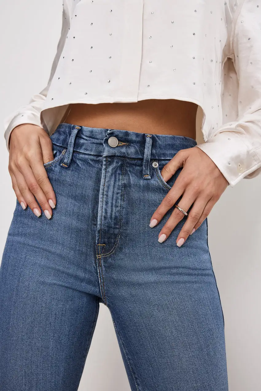 SOFT-TECH GOOD CURVE STRAIGHT JEANS