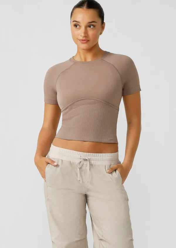 Seamless Contour Short Sleeve Top