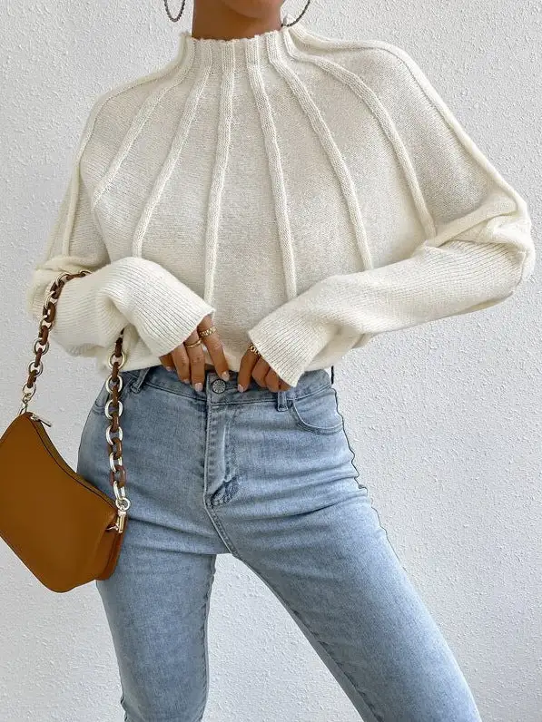 White turtleneck pullover bat sleeve sweater