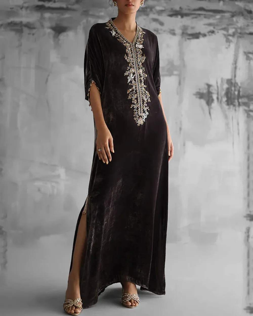 Vintage embroidered velvet kaftan