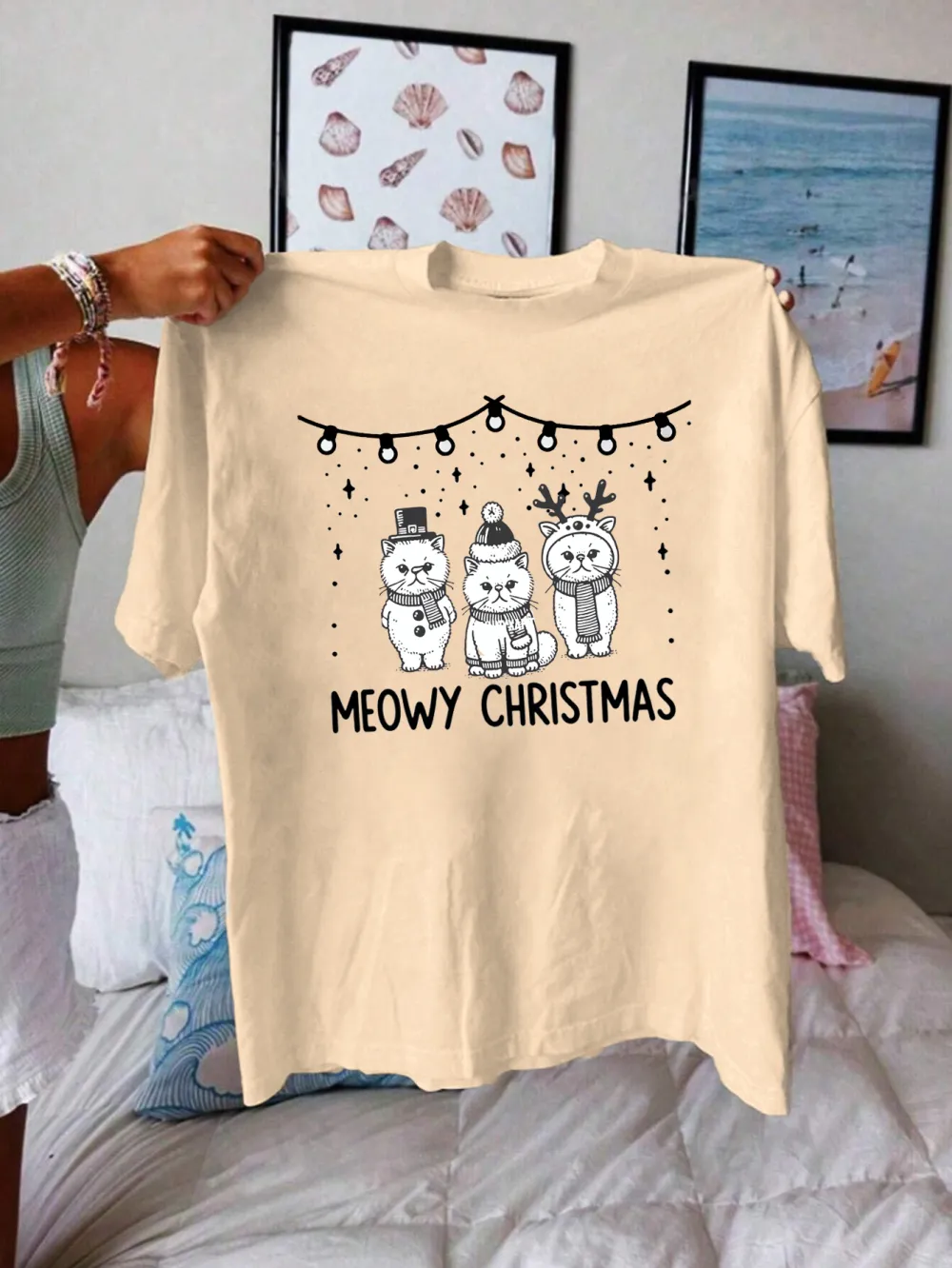 Kitty Santa Lady T-shirt