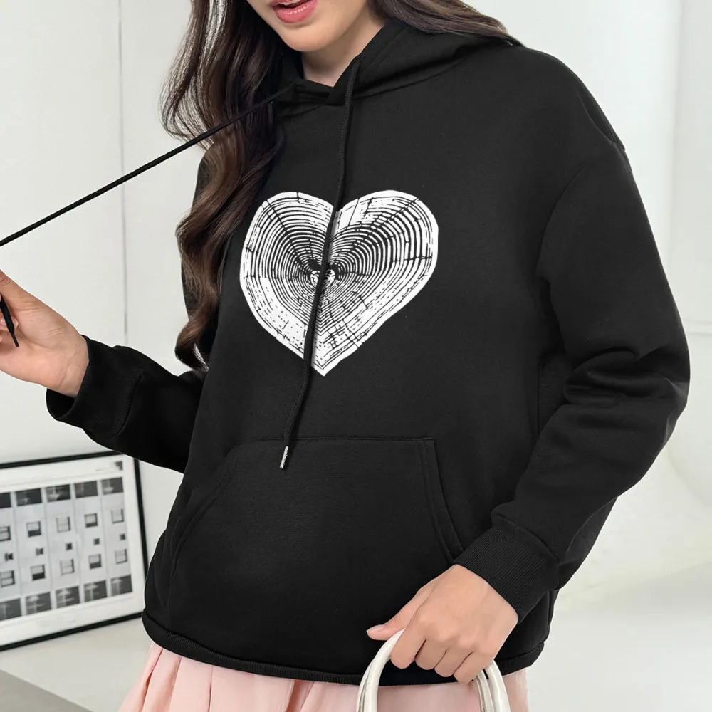 WOOD HEART PATTERN PRINTED HOODIE