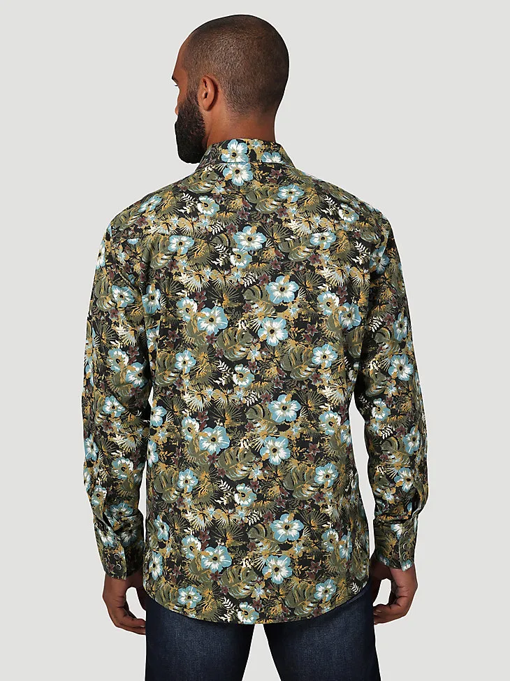 WRANGLER® WAY OUT WEST WESTERN SNAP SHIRT IN MONSTERA GREEN