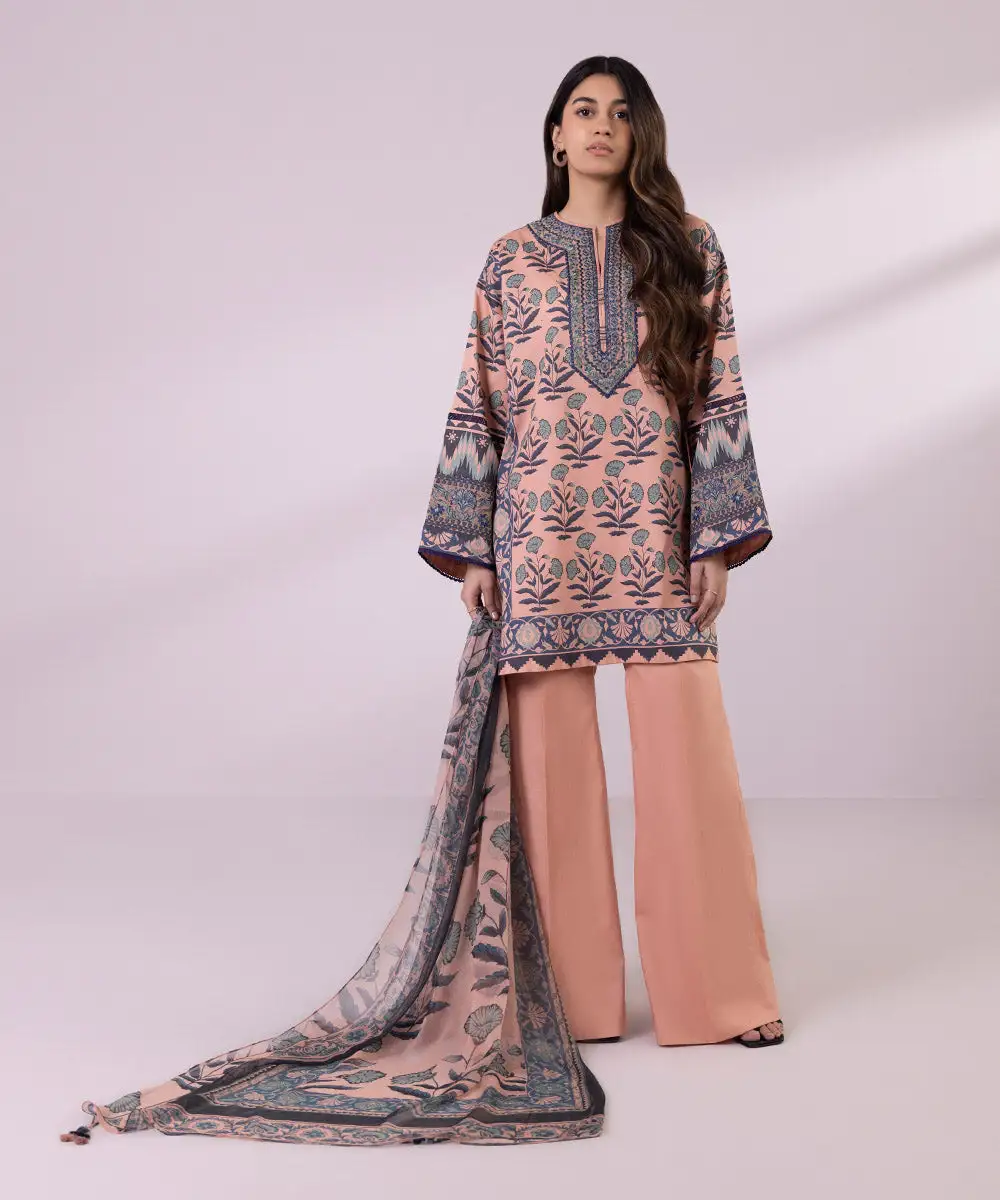 3 Piece - Embroidered Lawn Suit