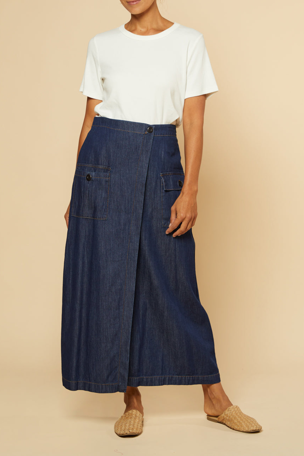 Charley Pocket Skirt in Dark Wash