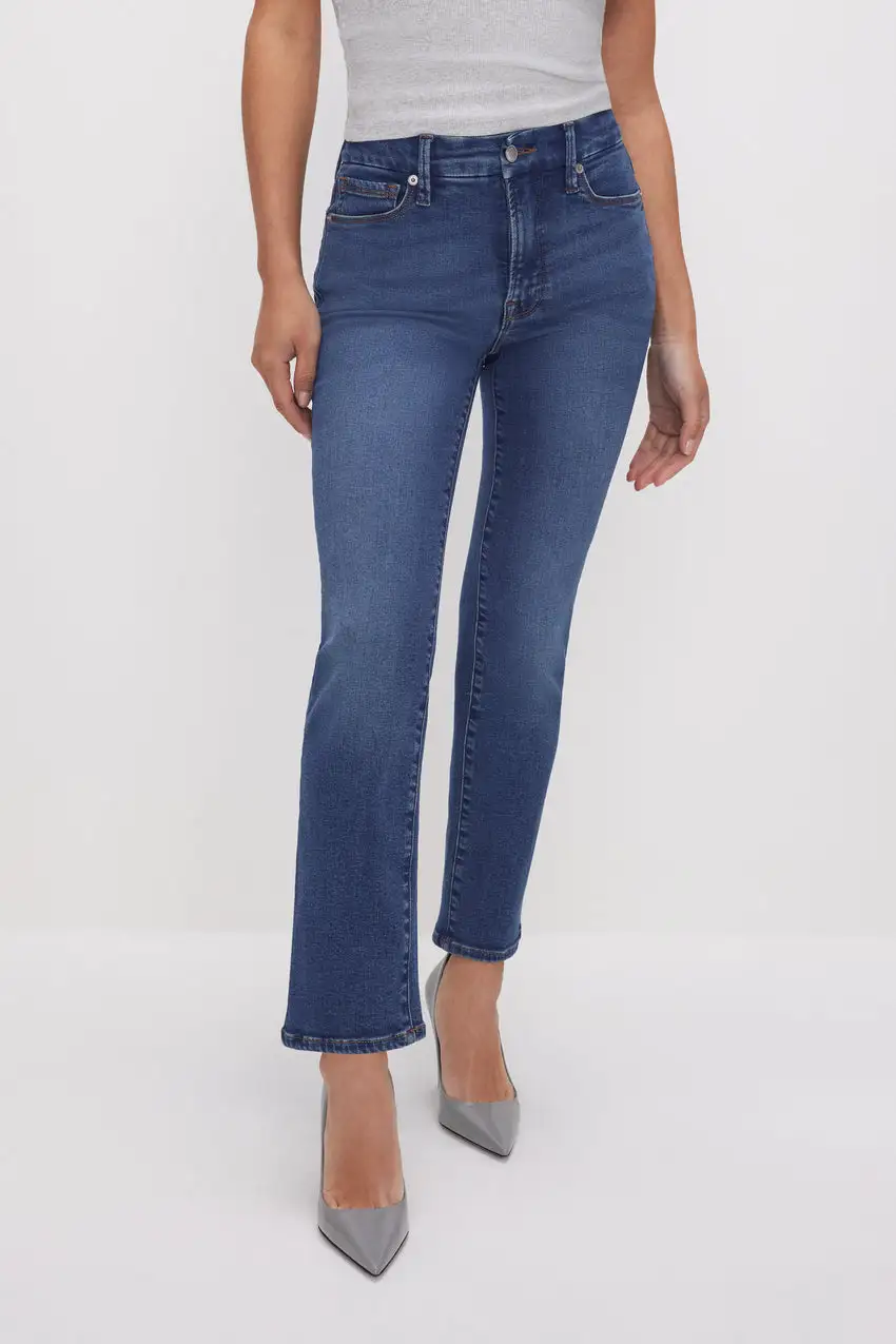 GOOD PETITE STRAIGHT JEANS