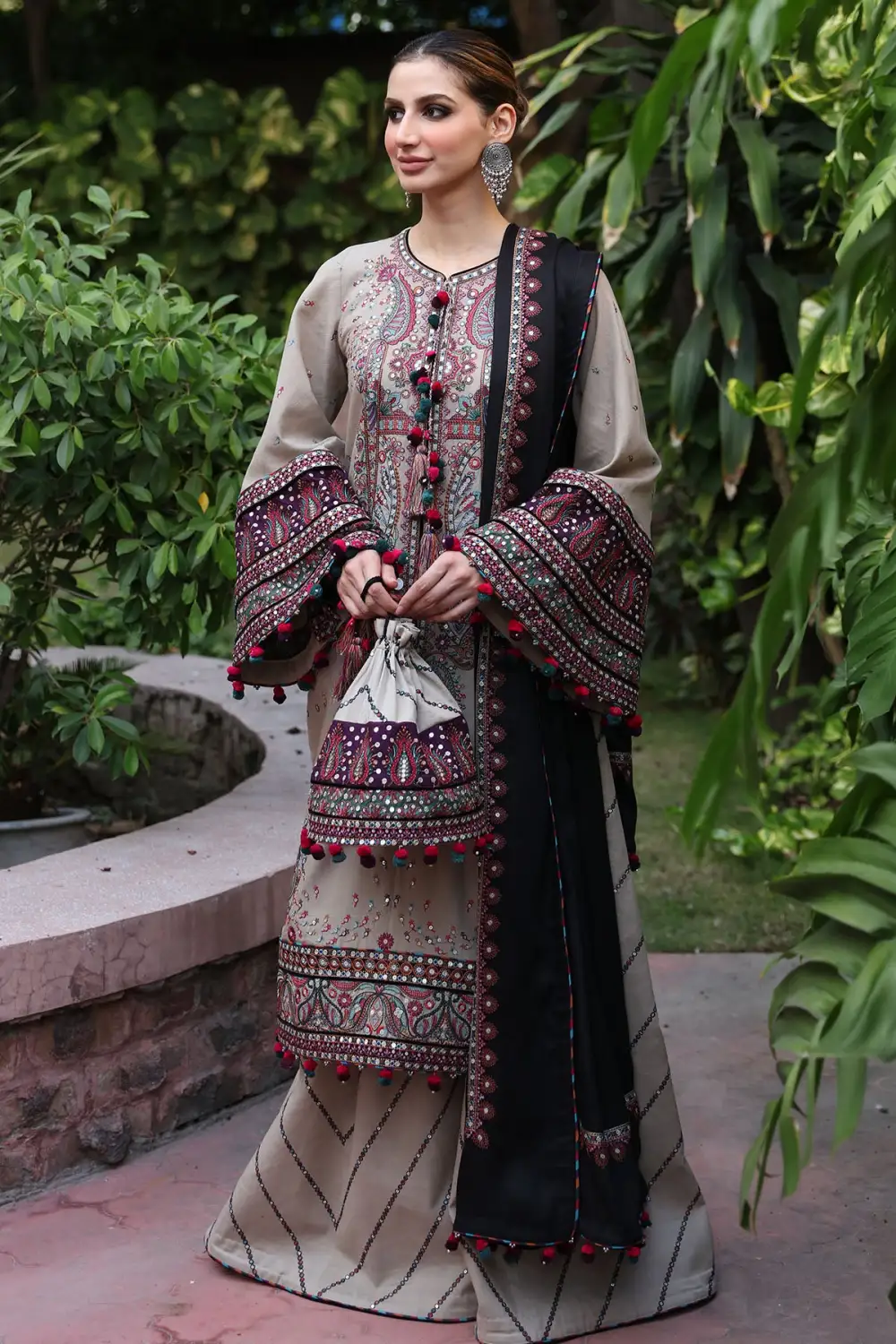 EMBROIDERED SLUB KHADDAR SETS