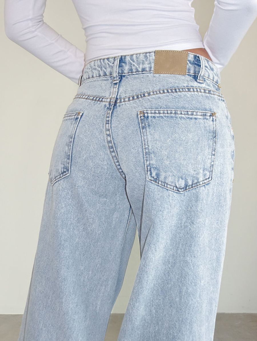 80'S Light Wash Blue Low Rise Roomy Jeans