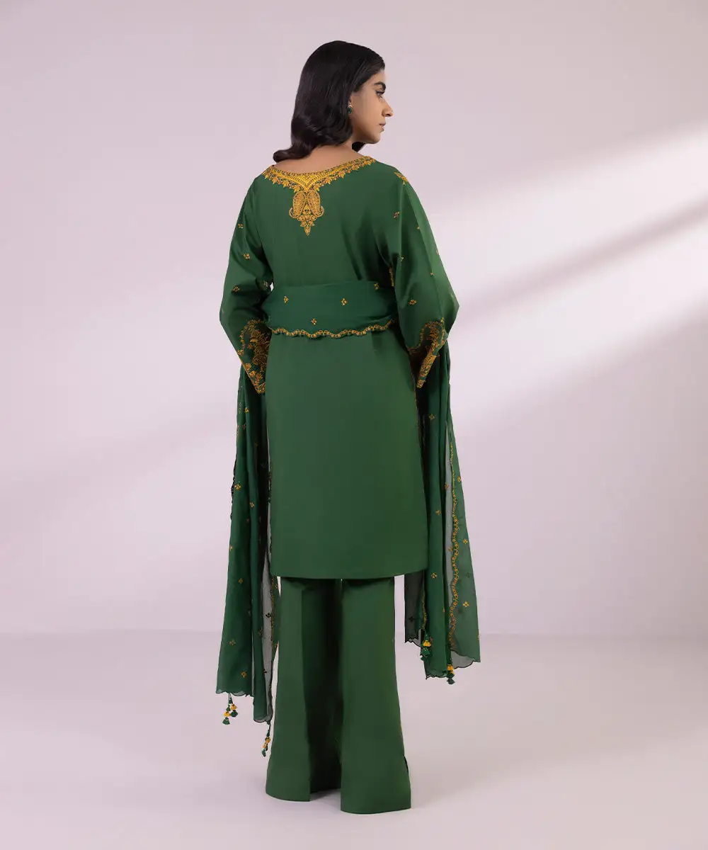 3 Piece - Embroidered Lawn Suit