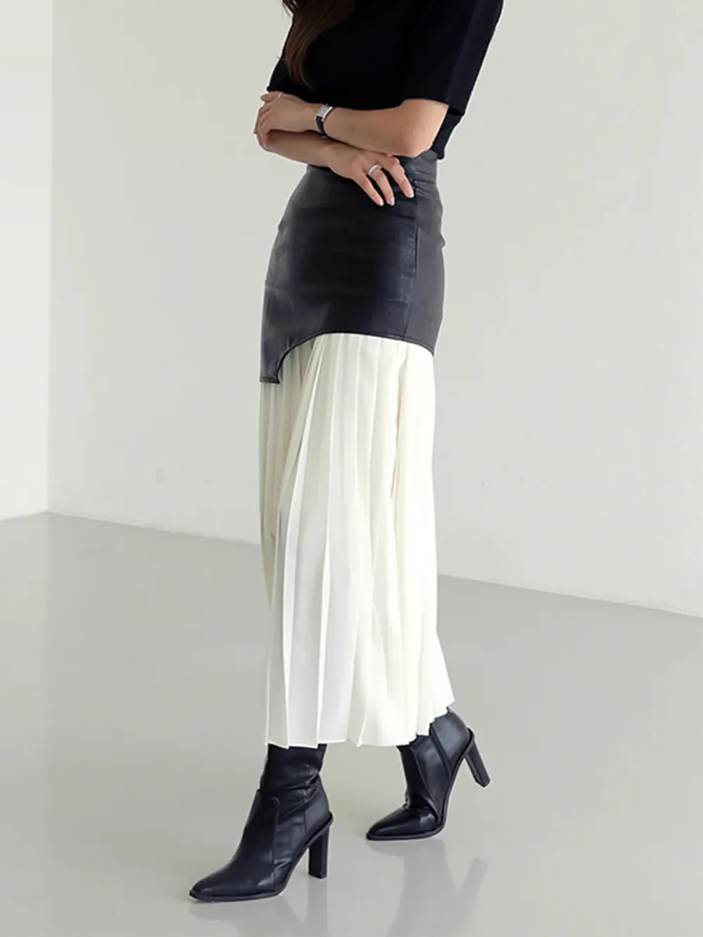 Asymmetric Patchwork Faux Leather Chiffon Pleated Midi Skirt