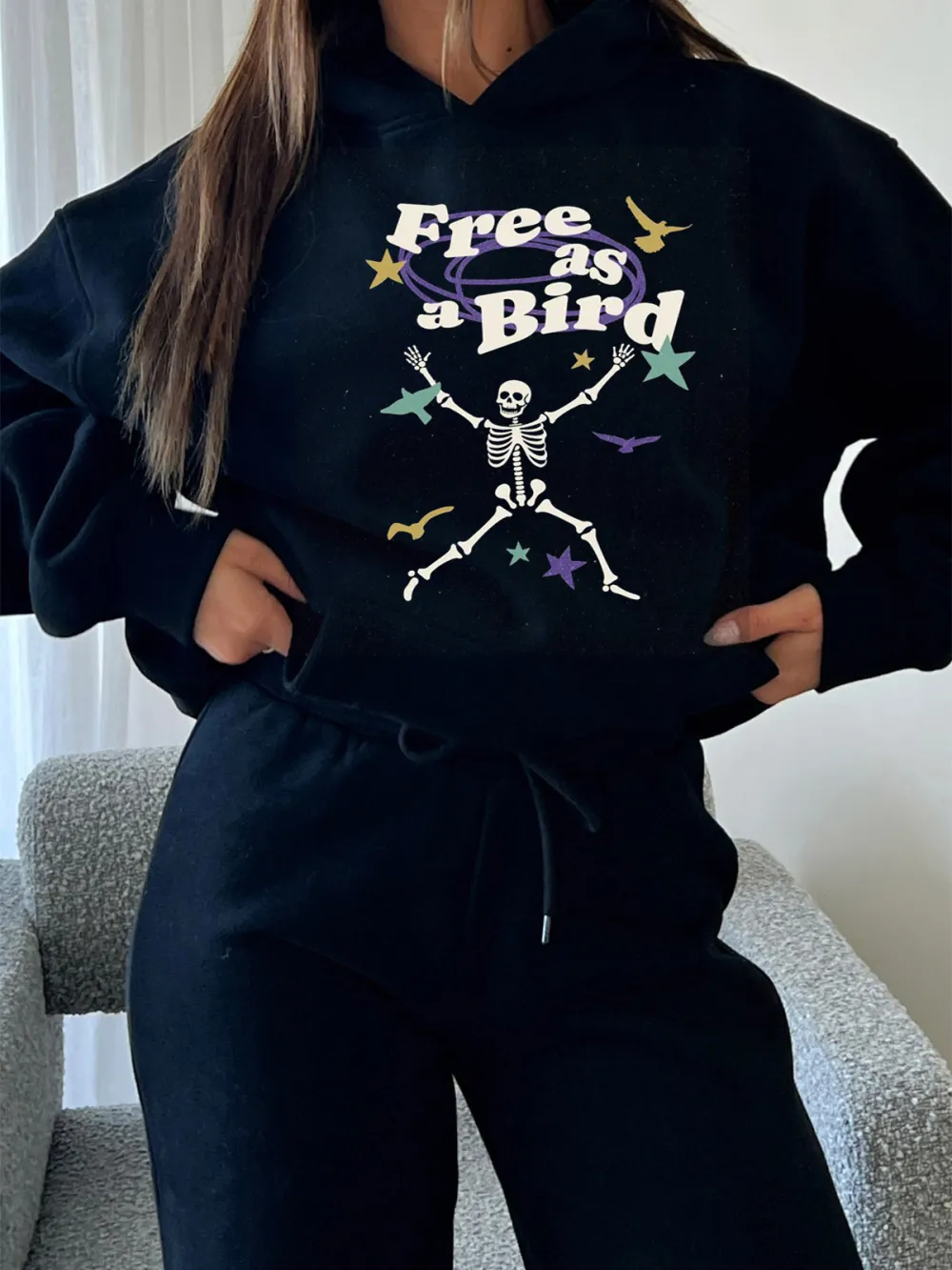 FREE AS A BIRD PATTERN PRINTED HOODIE