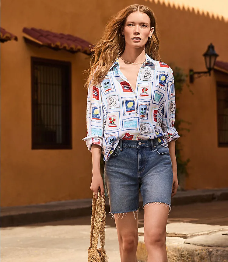 Frayed Boyfriend Shorts in Vintage Mid Indigo Wash