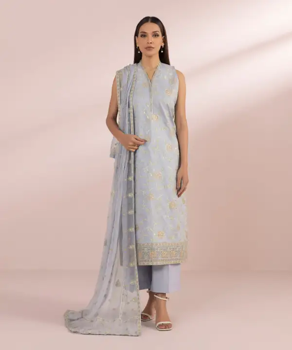 3 Piece - Embroidered Lawn Suit