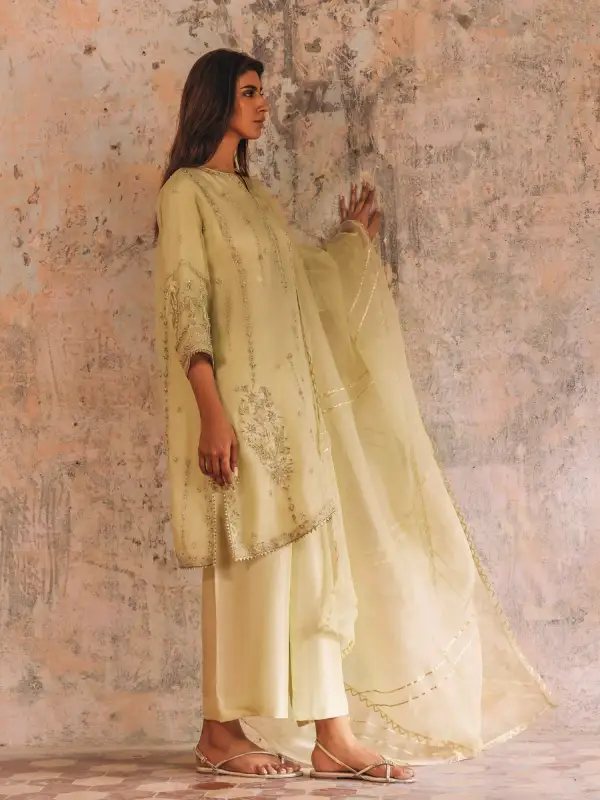 NIMR KURTA W/ IZAAR & DUPATTA