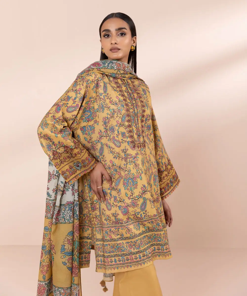 3 Piece - Embroidered Lawn Suit