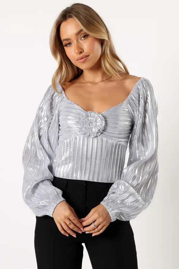 Nyra Rose Detail Top - Silver