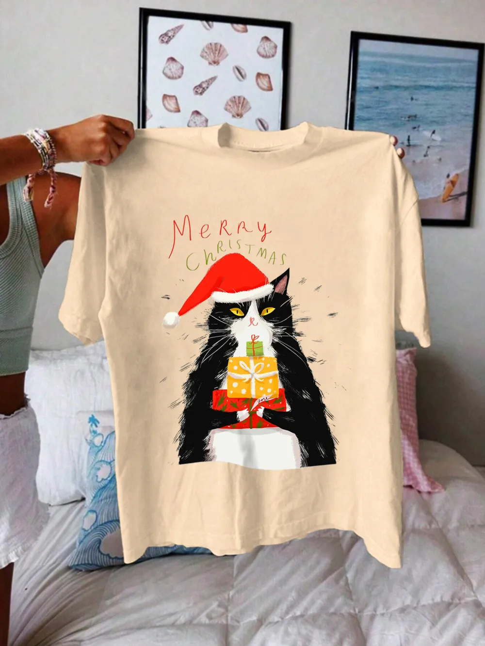 Kitty Santa Lady T-shirt