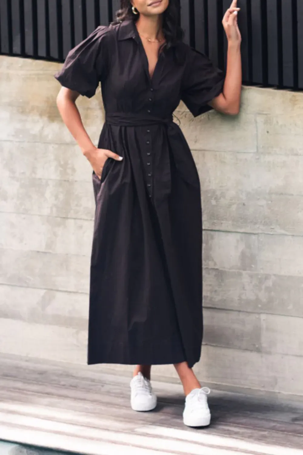 Dusk Black Puff Sleeve Collared Midi Dress