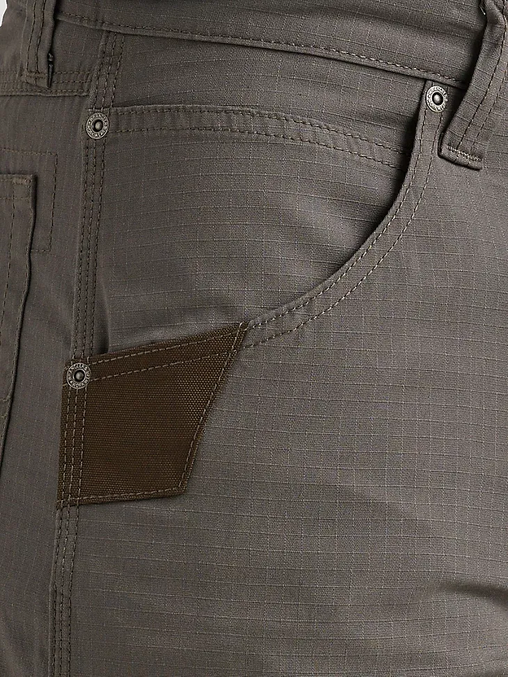 WRANGLER WORKWEAR TECHNICIAN SHORT IN GRAPHITE