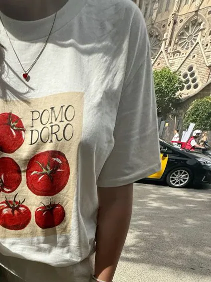 Women's Tomato Print Short Sleeve T-Shirt