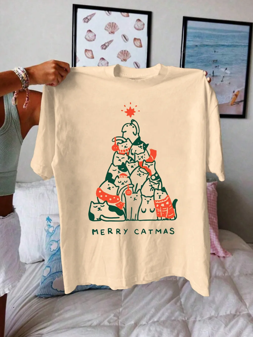 Kitty Santa Lady T-shirt