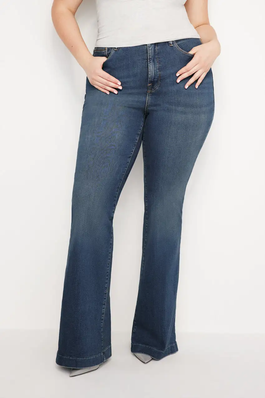 GOOD LEGS FLARE JEANS