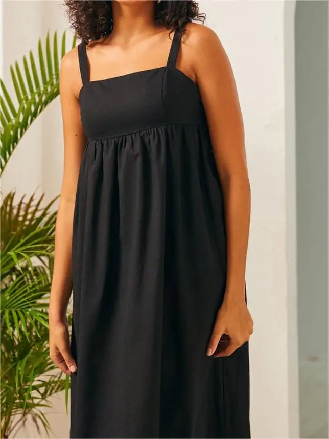 Black Adjustable Square Neck Dresses