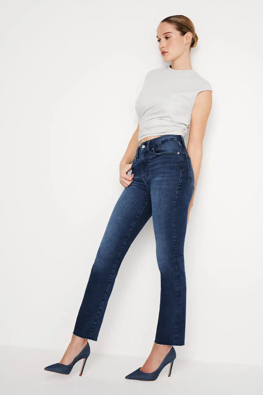 ALWAYS FITS GOOD CLASSIC SLIM STRAIGHT JEANS