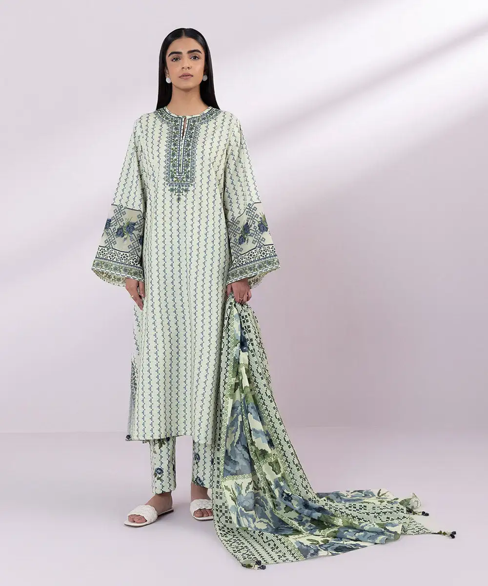 3 Piece - Embroidered Lawn Suit