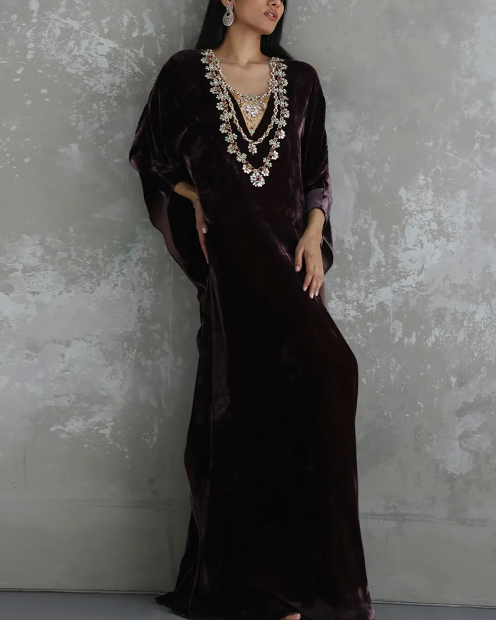 Elegant crystal velvet kaftan