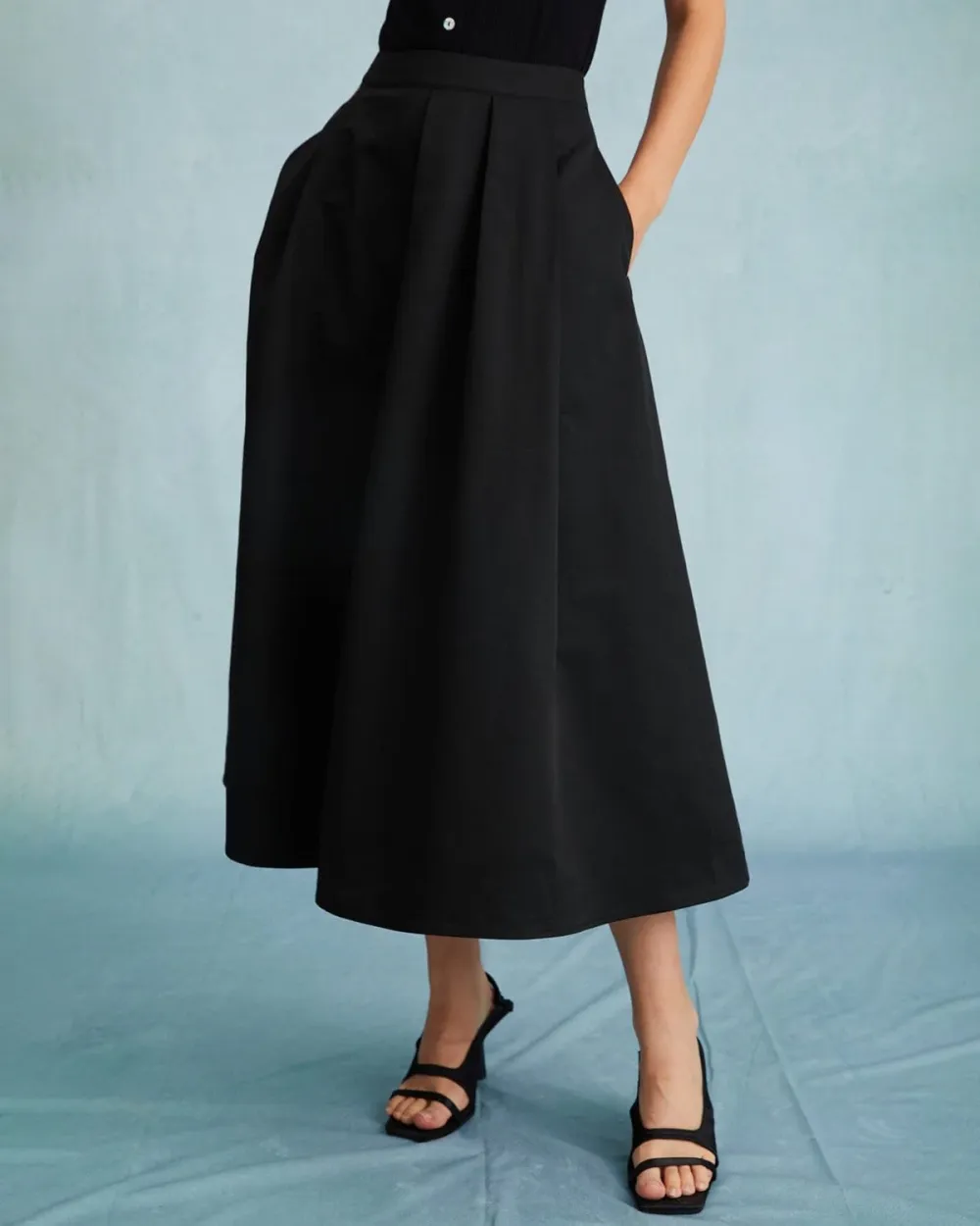 Pure black long skirt