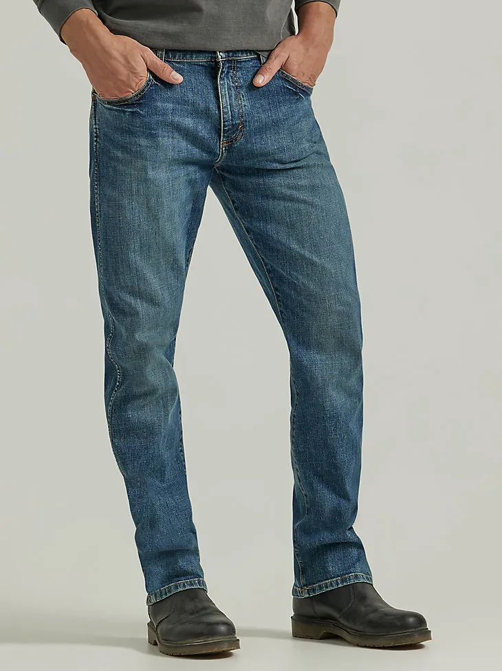 MEN'S WRANGLER® SLIM STRAIGHT JEAN IN ACID WASH