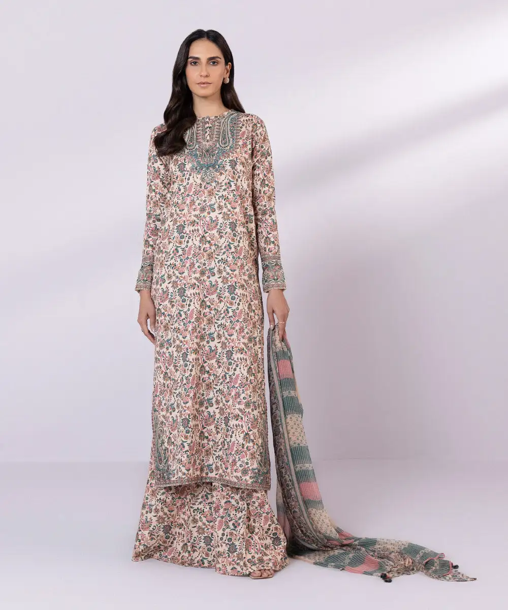 3 Piece - Embroidered Lawn Suit