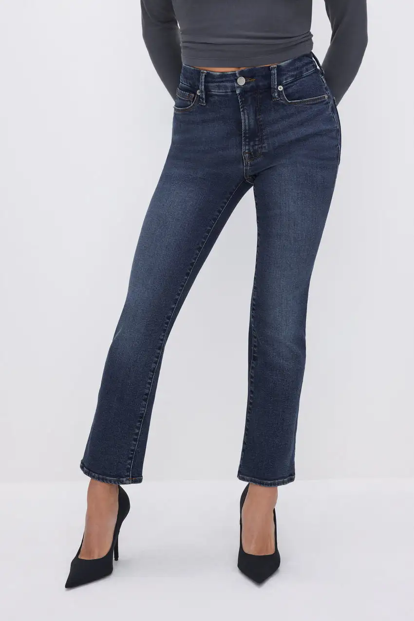 GOOD PETITE STRAIGHT JEANS