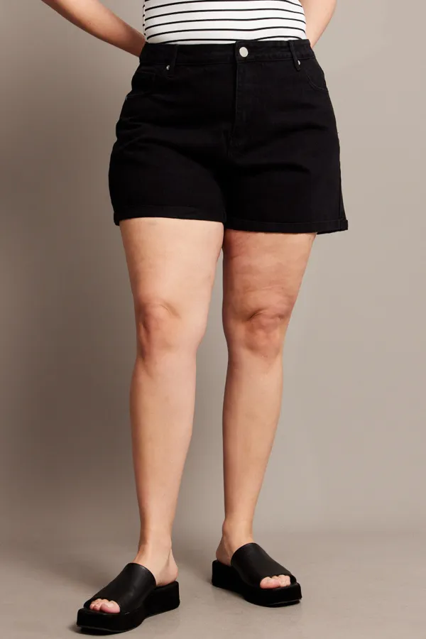 Black Mom Shorts High Rise