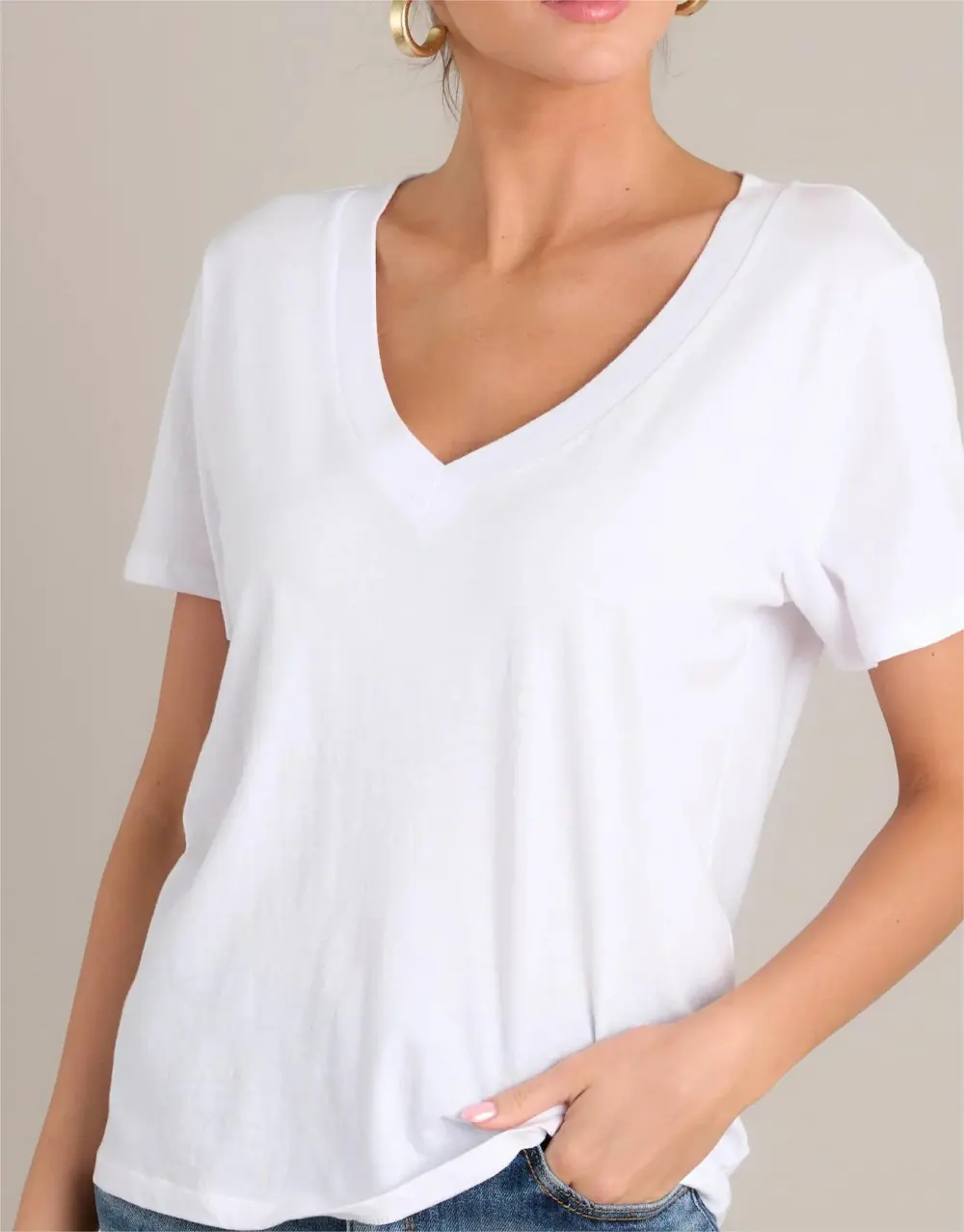 Z-SUPPLY GIRLFRIEND WHITE V-NECK TEE